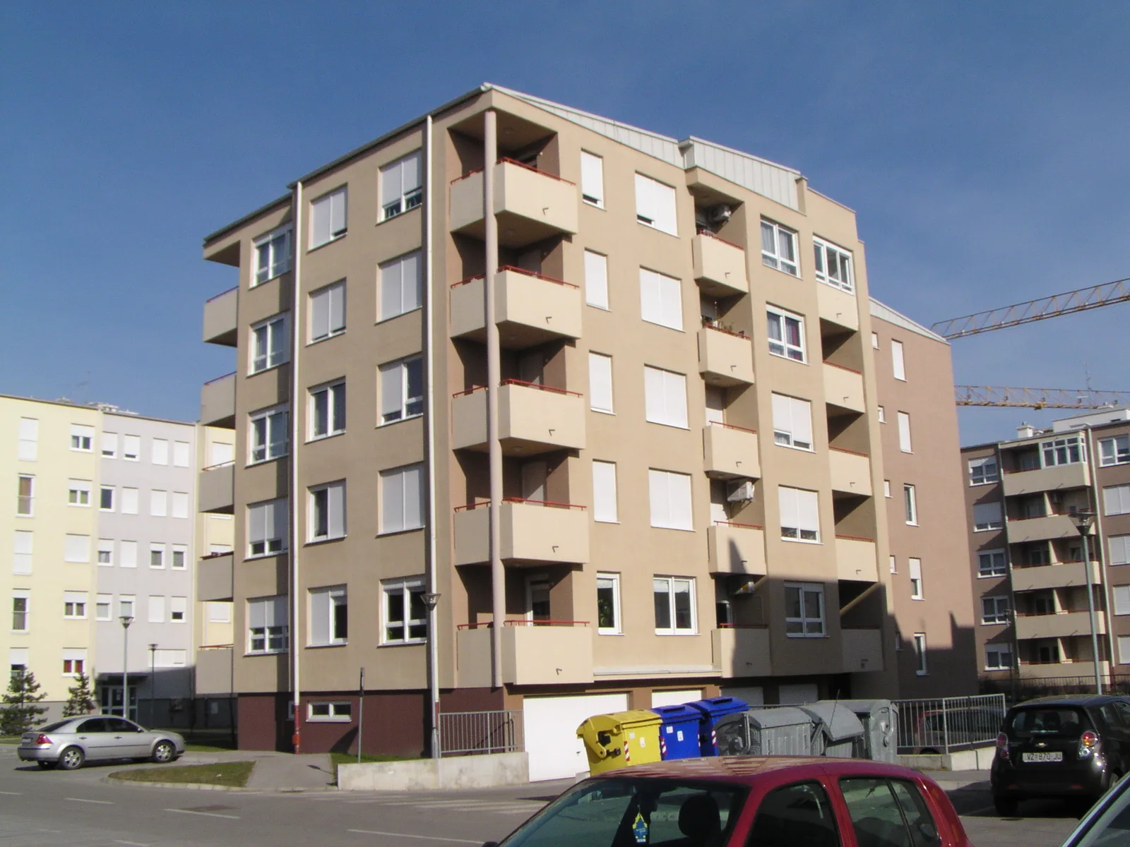 Višestambena zgrada POS - pogled na dovršenu višekatnicu